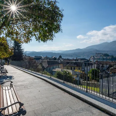 Monte San Giulio By Interhome Пелла